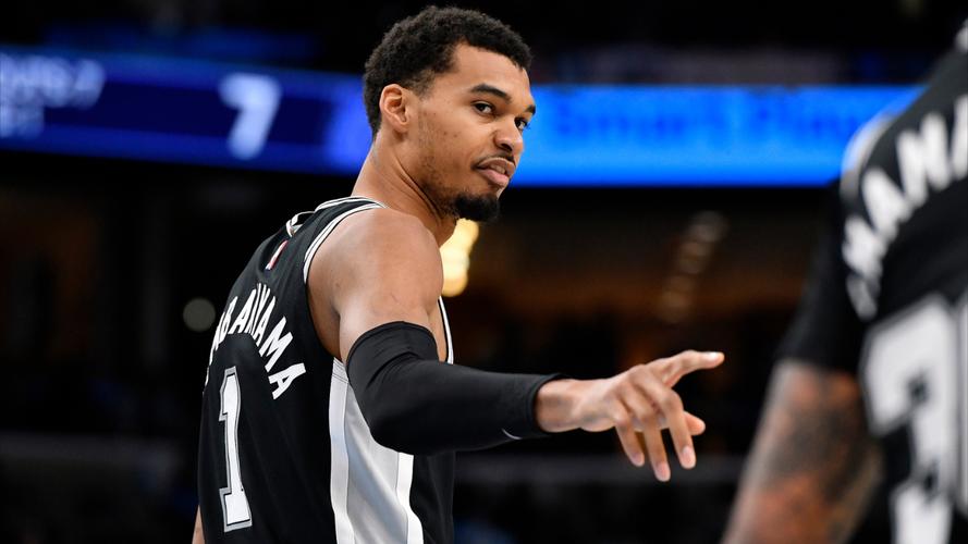 目前29.2分钟！若文班当选MVP将是NBA史上场均出场时间最少的MVP