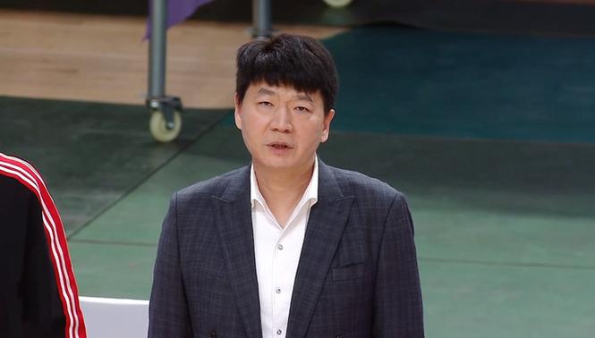 邱彪：失误过多我很不满意，年轻人的表现让我们增强了信心