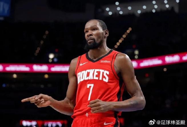 打爆了鹈鹕内线！火箭内线支柱绝对是球队不可或缺的关键人物
